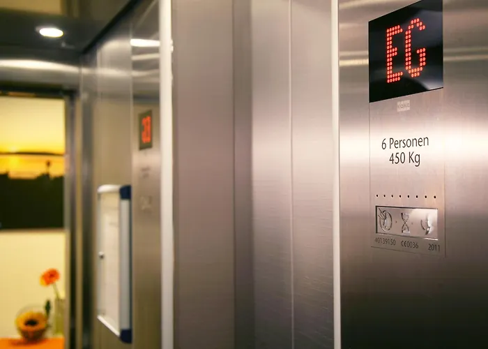 酒店 比尔格埃克酒店 3*